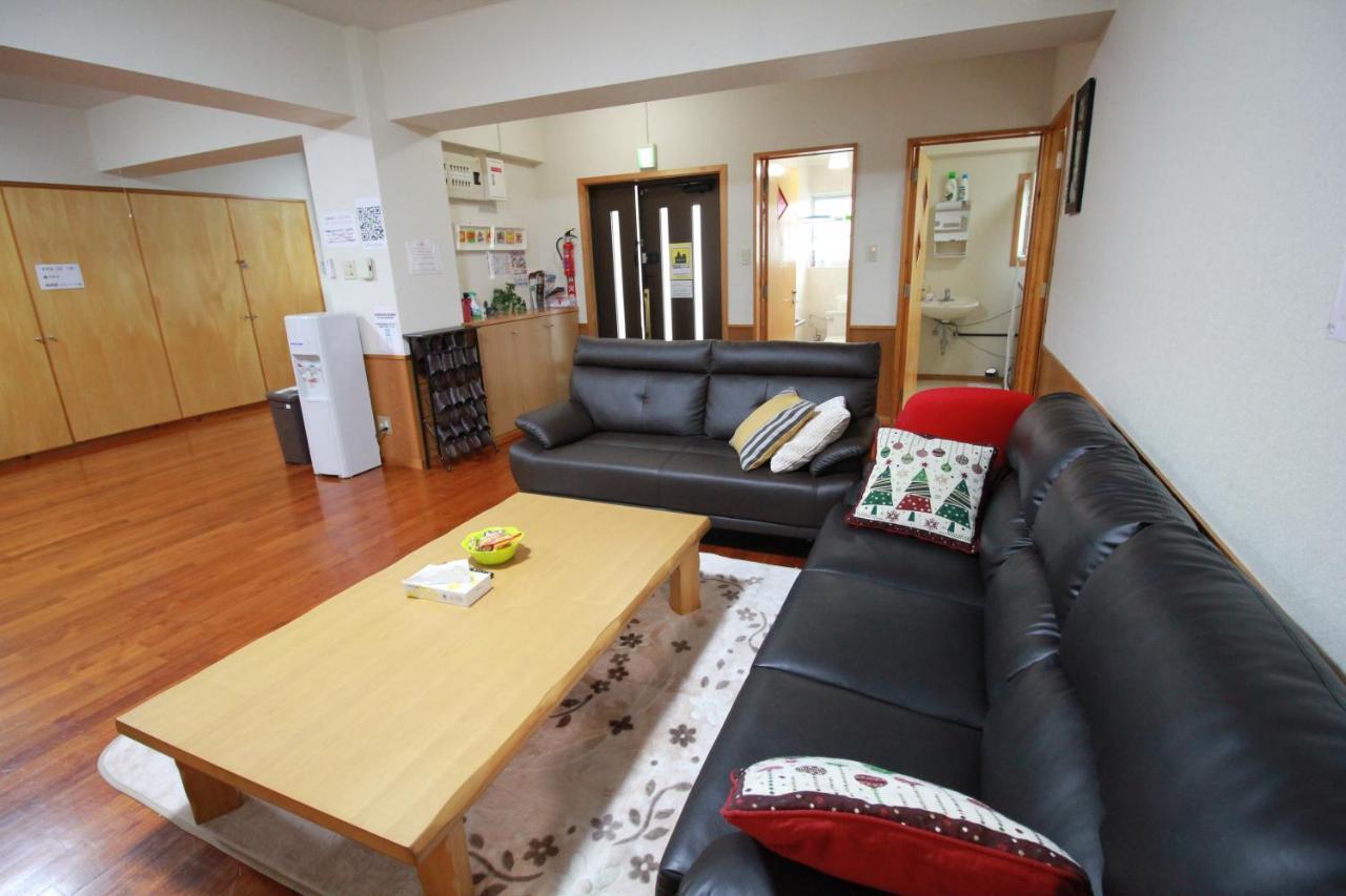 Utopia Mihama Chatan Ngoại thất bức ảnh